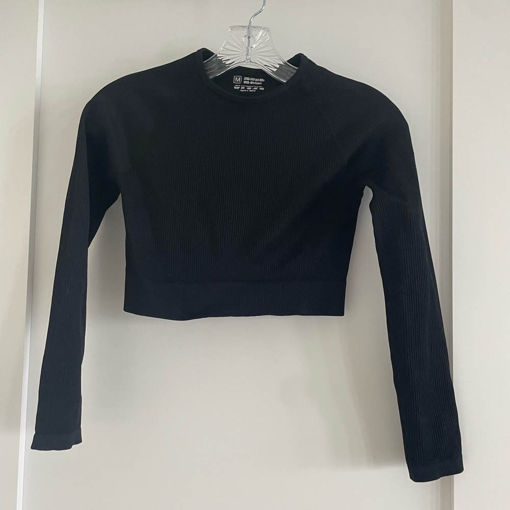 Ribbed Black Crop Top Long Sleeve